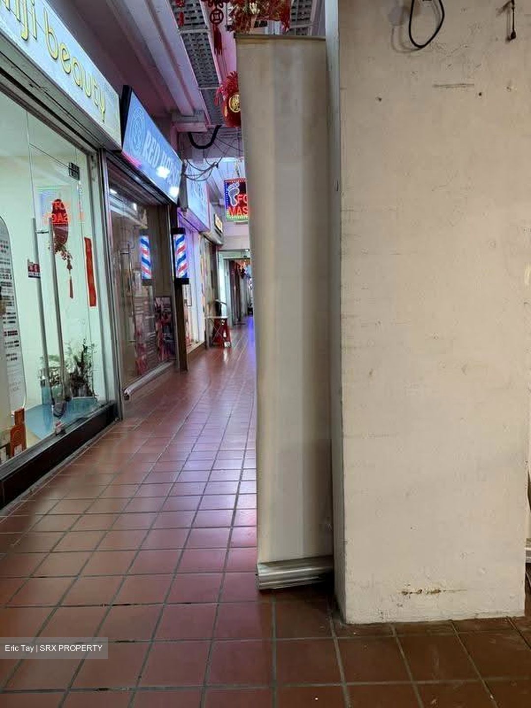 Ang Mo Kio Avenue 8 (D20), Shop House #611822571